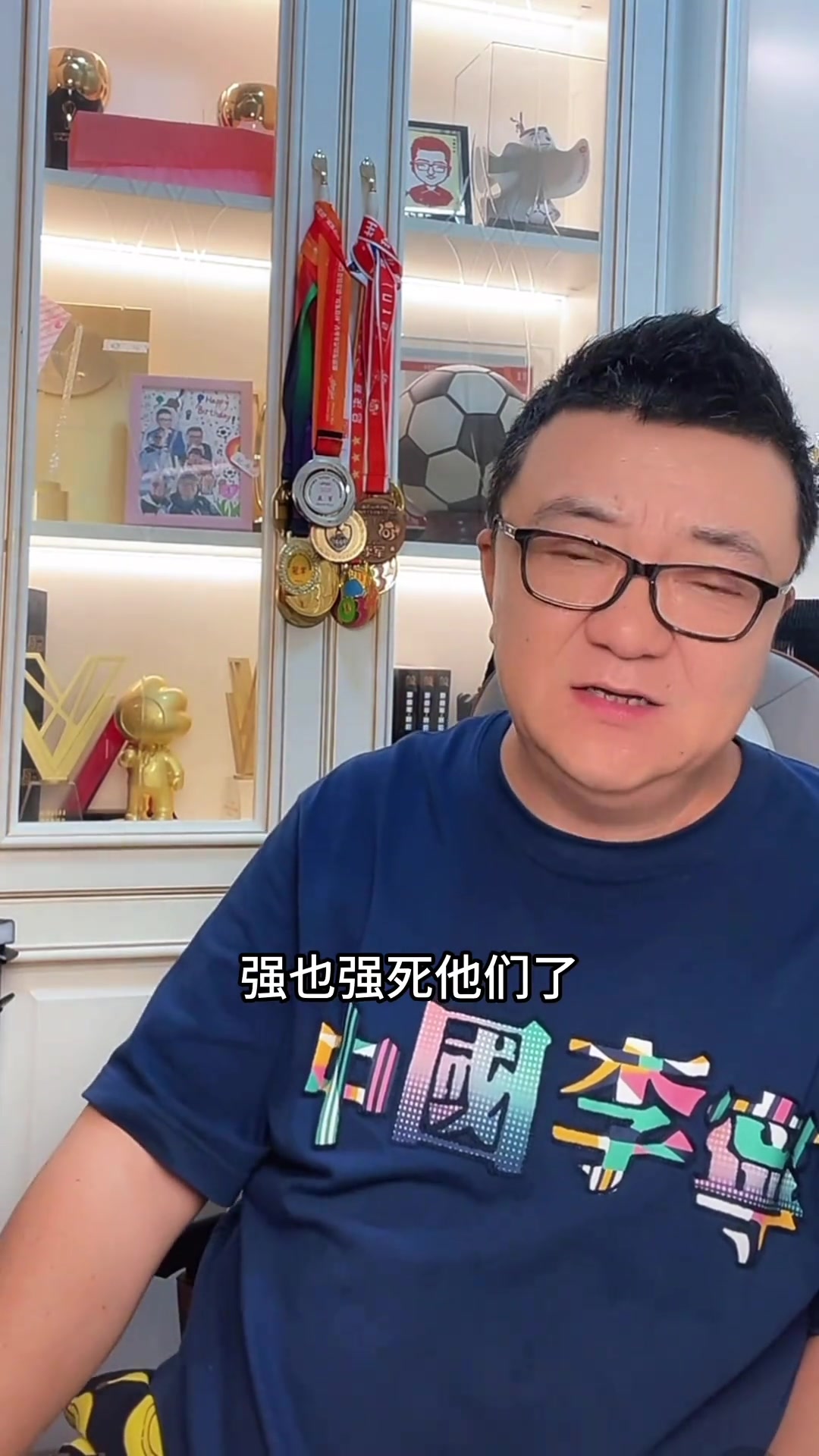  董路：國足現(xiàn)階段有五個(gè)謝文能五個(gè)和拜合拉木就行了