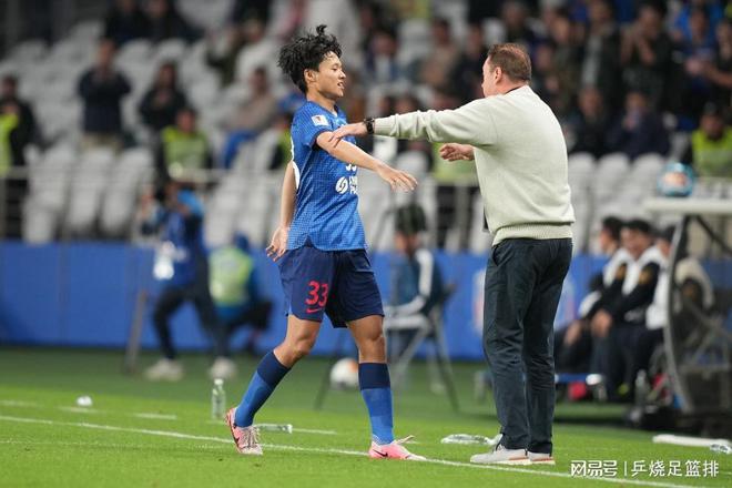  亞冠：上海申花勝川崎，汪海鍵破門，路易斯點球，2-0。