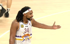  山東舊將7中1，黑馬之戰(zhàn)少帥勝，狂贏20分，強援33+11助攻。