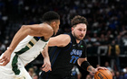  意外大敗，連遭冷門，被弱隊羞辱！NBA奪冠熱門需重建。