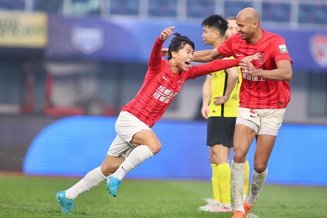  成都蓉城中超第三，四川足球歷史新篇章！今日“目標(biāo)亞洲”達(dá)成！