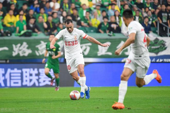  祝賀伊萬！國足新核心，高1米80，亞冠MVP。