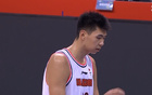  杜鋒換徐昕，小易兩跑即下。最后41秒背鍋，折返跑成羞辱。