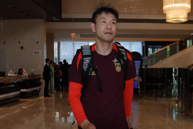  馬德興：國足集訓，李源一獨訓，登場未知
