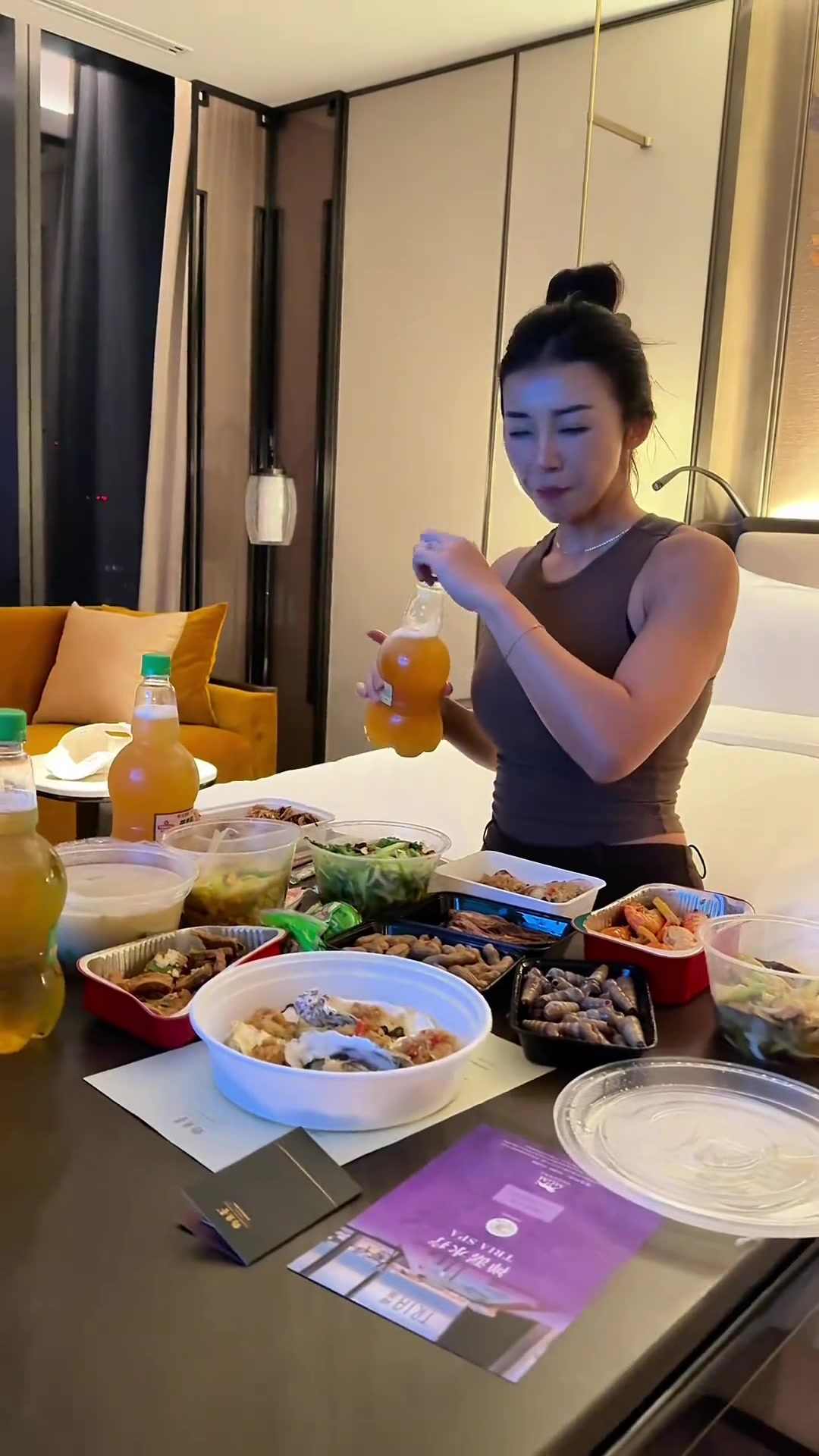  源哥能喝啊！來看看張曼源青島出差一天Vlog