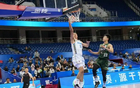  北京首鋼勝同曦，奧莫特得分高，張新宇犯規(guī)或遭重罰。
