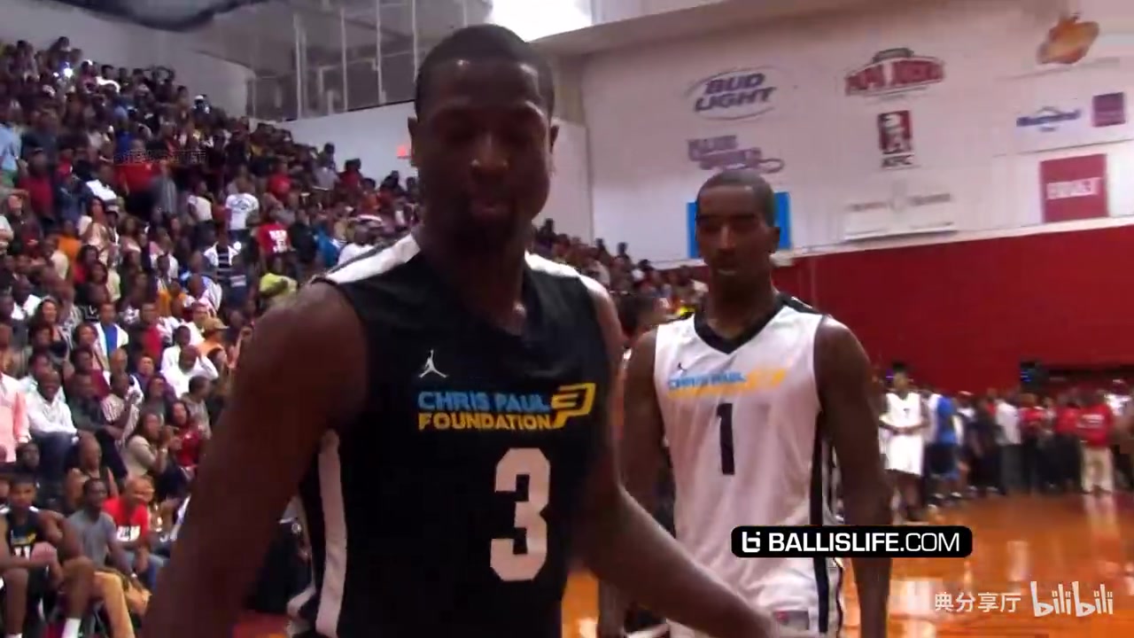  眾球星各顯神通！nba球星野球局進(jìn)攻端招牌動作混剪！