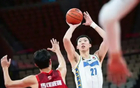  周琦CBA首秀18+7，首鋼末節(jié)大勝領(lǐng)跑積分榜。