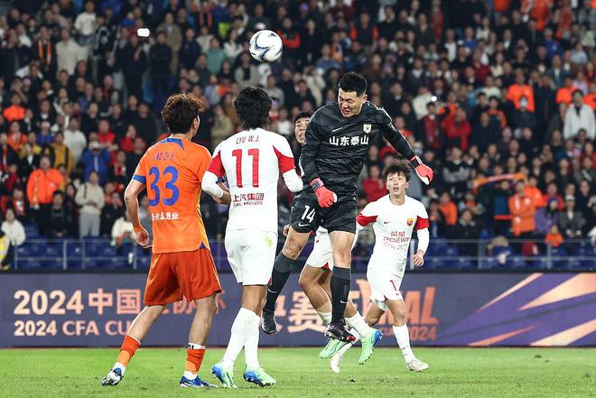  亞冠戰(zhàn)缺5人，泰山隊4人缺席或幸事。