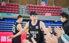  省男籃聯(lián)賽，莒縣浩宇險(xiǎn)勝進(jìn)四強(qiáng)，朱榮振感慨“真上課了”