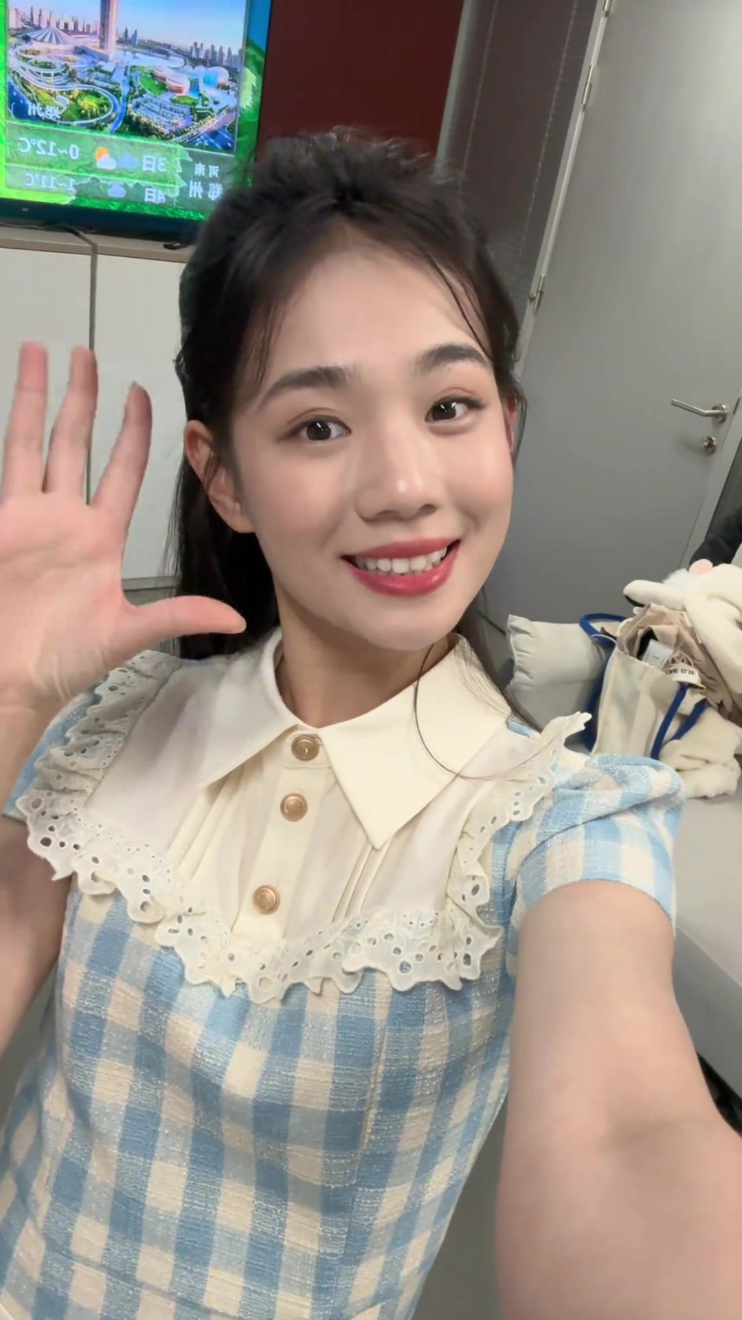 天足新女主持人，活潑可愛的蔡云詠小姐姐