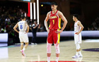  中國男籃三連勝！趙睿首戰(zhàn)，雙塔戰(zhàn)術(shù)，CCTV5直播。
